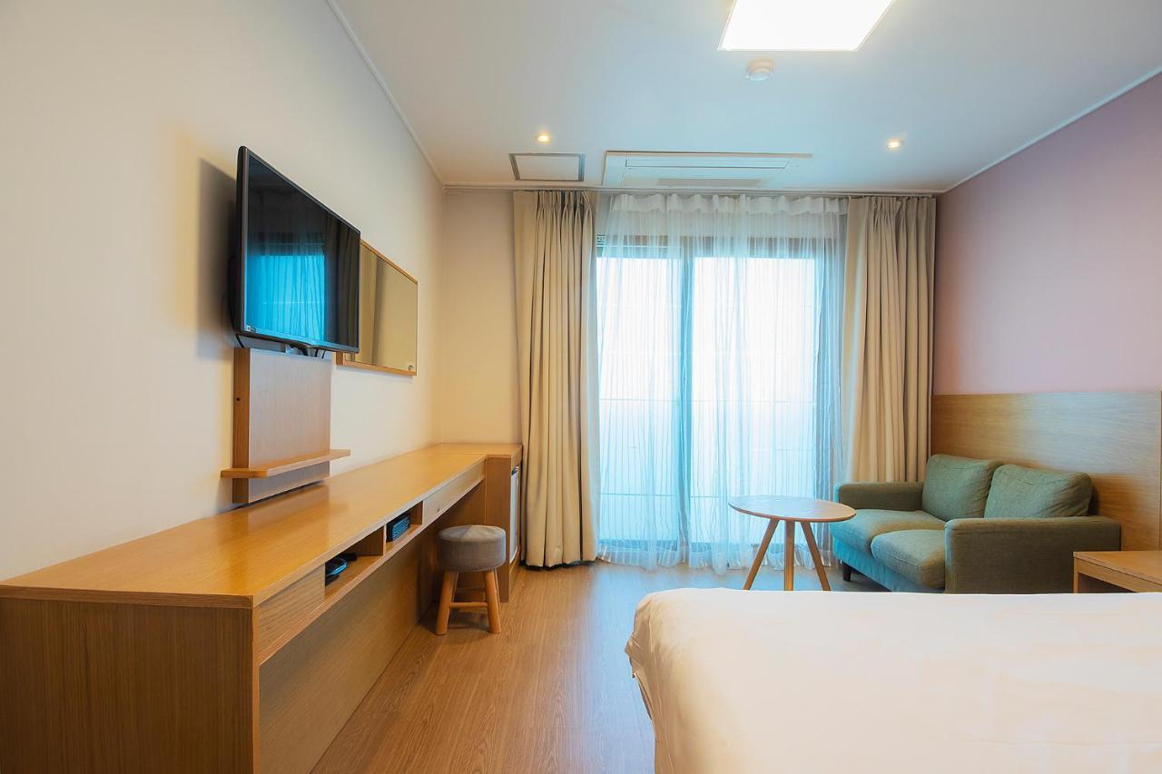 Sims Hotel Jeju by Eksteriør bilde